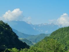Сутра претежно сунчано и још топлије