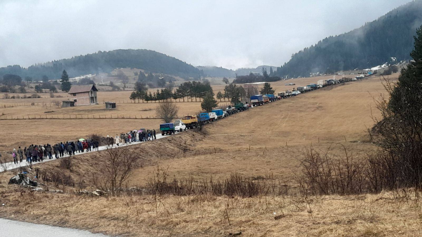 Филм “Линија”, снимање сцена егзодуса сарајевских Срба, РТВИС, 7.2.2026. (Видео) - Радио-телевизија