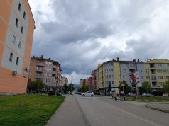 Сутра промјенљиво облачно и нестабилно, сунце на југу