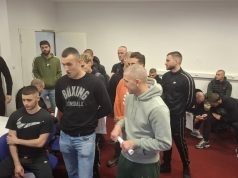 Вечерас боксерска ревија у дворани на Тргу Републике Србија (Видео)