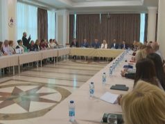 Консултације о Закону о социјалној заштити; Минић: Разговором до корисних рјешења (ВИДЕО)