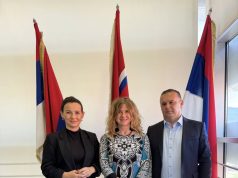 Андреа Јефтановић тренутно борави у Источном Сарајеву, поводом снимања документарног филма о својој породици (Фото)