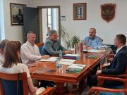 Вишеградском Удружењу породица „Четири и више“ уручена вриједна донација ауто-сједишта