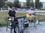 Хуманитарна Улична свирка за троје обољелих суграђана (Видео)