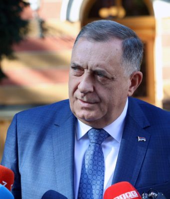 Додик: Против грађана Српске поднесено 55.000 кривичних пријава због објава након смрти генерала Младића; Присуствоваћу сахрани (ВИДЕО)
