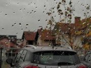 Сутра сунчано и пријатно топло, увече киша