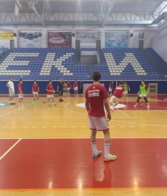 Kадетска рукометна репрезентација Србије на припремама у Палама (Видео)