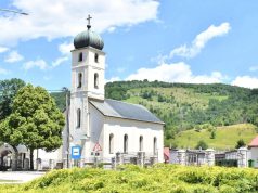 Ћосић честитао Дан и крсну славу, Свете апостоле Петра и Павла, Трновљацима (Фото)