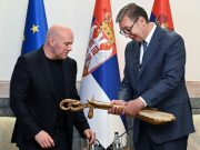 Вучић примио Дејну Вајта и делегацију УФЦ-а (ФОТО)