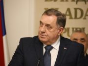 Додик: Своју ратну заставу Бошњаци могу да ставе у музеј