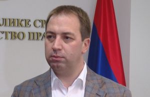 Селак: Здравствено стање генерала Младића изузетно тешко, тражи се лијечење у Србији или Српској