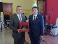 Премијеру Минићу уручена Повеља – највеће признањe општине Соколац