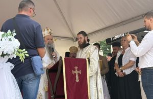 У Теслићу освјештани темељи парохијског дома посвећеног краљу Драгутину, 8.8. (Видео)