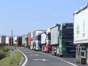 Протест превозника испред зграде Делегације ЕУ у Сарајеву