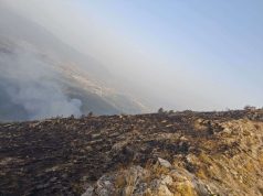 Тиња ватра око Радио-релеја на Требевићу, у гашењу учествују и колеге са РТРС-а (ВИДЕО)