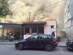 Пожар на улазу у Стари Град у Требињу, брзом реакцијом ватрогасаца, ватра угашена