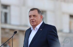 Додик: Када се брани кућни праг, преци и потомци српски војник постаје тврђава