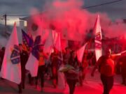Нове провокације у Босанском Петровцу: Срби повратници у страху због ратнохушкачких поклича и застава