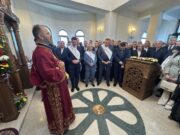 Додик и Стевановић присуствују литургији у новосаграђеном храму у Заваиту