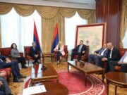 Минић: Са Саксом о глобалним економским кретањима и изазовима с којима се суочава Српска
