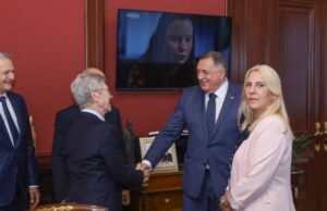 Додик након састанка са Саксом: Српска цијени истинске пријатеље