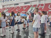 Дјечији сајам у Источном Сарајеву почео игром и пјесмом малишана, 12.9. (Видео)