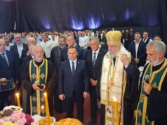 Молитвено и свечано Источно Сарајево слави Дан и своју крсну славу (Видео)