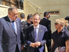 Додик се састао са Херцогом током меморијалне службе у част Переса