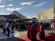 Служен парастос за погинуле борце и српске жртве страдале у Броду: Не заборавити дане окупације