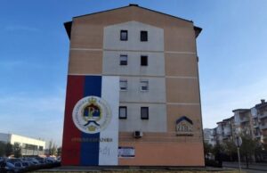 ОЕБС реаговао на скрнављење српске тробојке у Источном Сарајеву