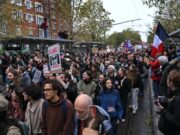 Побуна младих у Европи – протести и данас, полиција на ногама