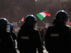 Масовни протести студената и радника широм Италије